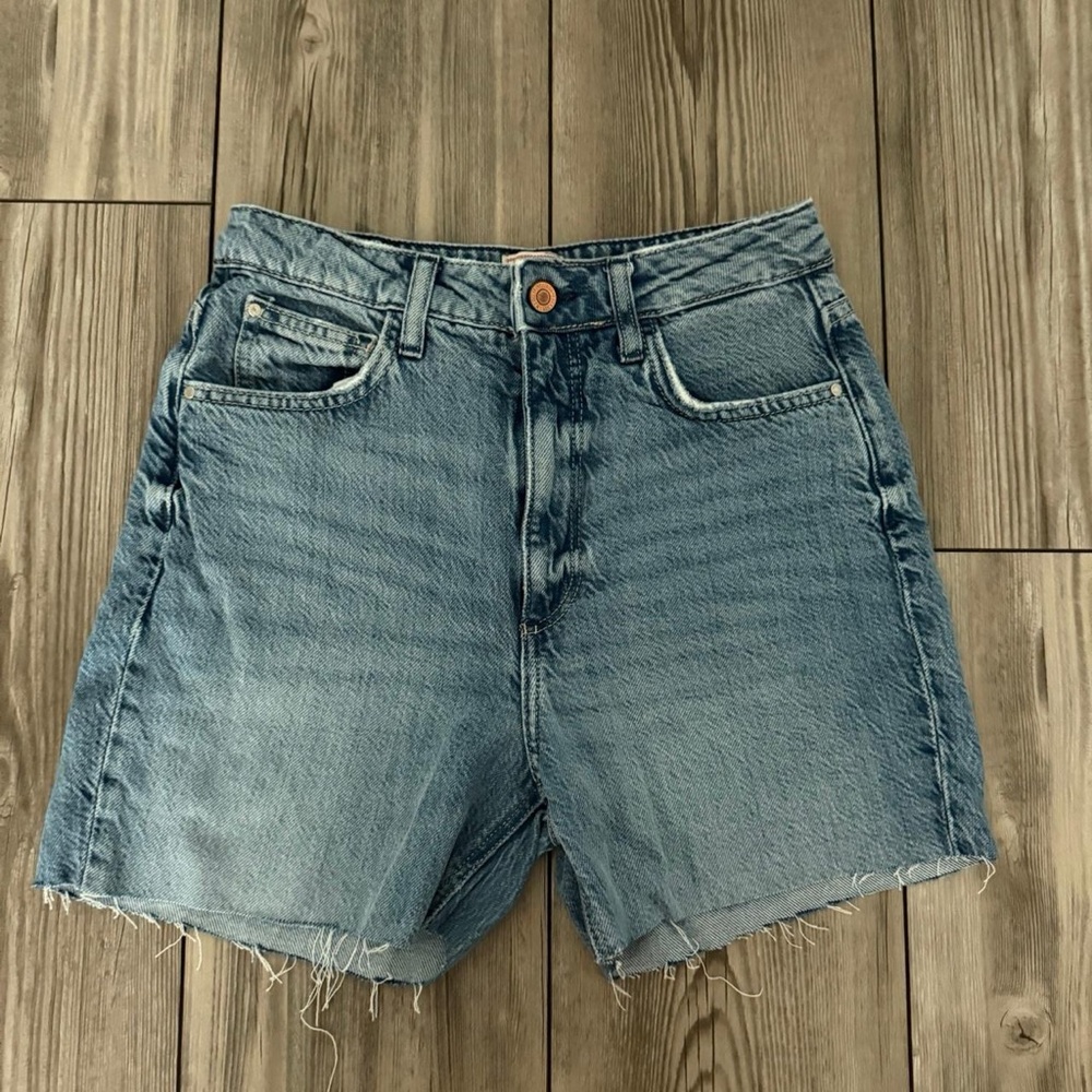 Guess denim shorts